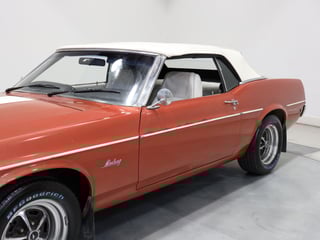 1970 Ford Mustang Convertible - 302 V8 
