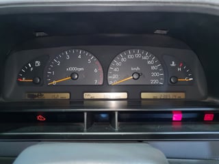 1990 VN Calais Series II - 5.0 Litre V8 5 Speed Manual