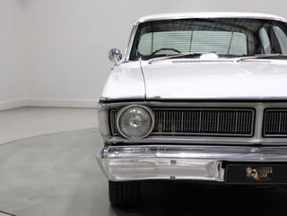 1971 Ford XY Fairmont 302 V8 - Ultra White