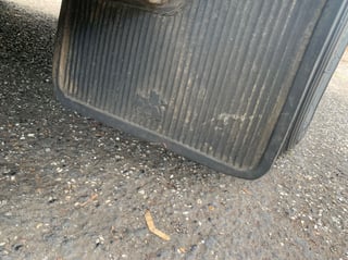 1982 VH SL/E Commodore 5 Litre V8 Shadow Tone