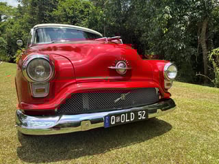 1952 Oldsmobile Super 88 Restomod - 6.0L LS2 V8