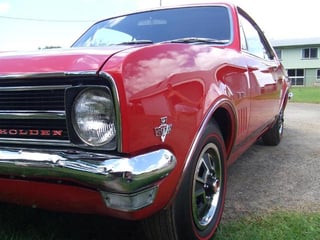HK 327 Bathurst Monaro