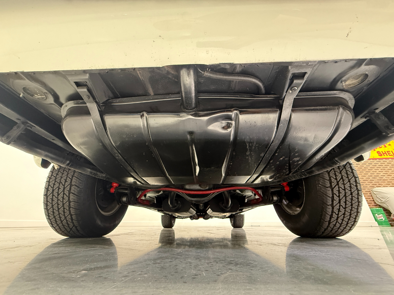 1974 Holden LH Torana L34 SLR 5000 - Glacier White