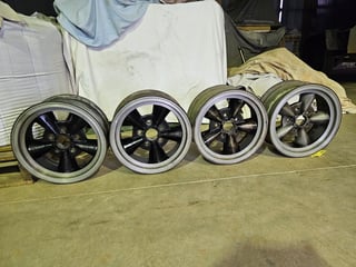 1975 Ford XB GT Falcon - Polar White