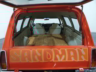 1977 HX Holden Sandman Panelvan