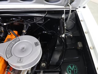 1967 Holden HR 186 S Utility - Grecian White
