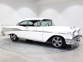 1957 Chevrolet Bel Air - Pillarless 2-Door Hardtop