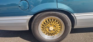 1985 Holden VK Calais 308 V8