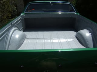 XB GS Falcon Ute 302 V8