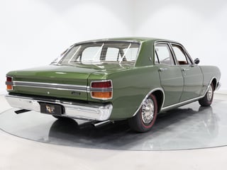 1971 Ford XY Fairmont 302 V8 - Jewel Green