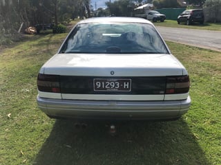 1990 VN Holden Calais 5.0L V8