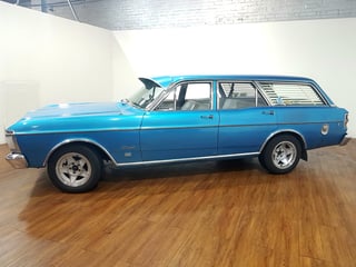 1971 XY Fairmont Wagon 302 V8
