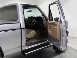 1982 Ford F-Series Pickup F100 RHD 4x4 - 351 V8