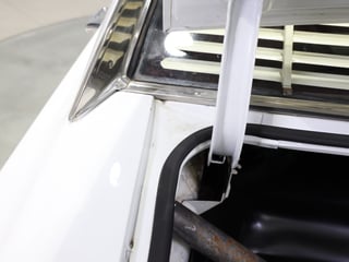 1971 Ford XY Fairmont 302 V8 - Ultra White