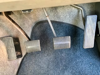 1994 VR Commodore Acclaim Series II