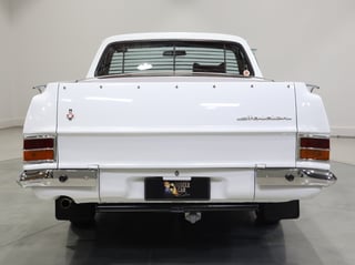 1967 Holden HR 186 S Utility - Grecian White