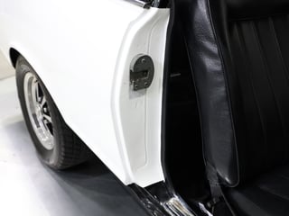 1972 Holden LJ Torana GTR XU1 - Glacier White