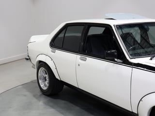 1977 Holden LX Torana SLR 5000 Tribute - Palais White 