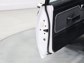1976 Holden LX Torana SS Hatchback - 5.0L Trimatic - Cotillion White