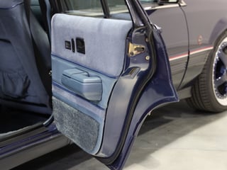 1988 HSV VL SV88 - Build No. 89 - Dorwood Blue Metallic