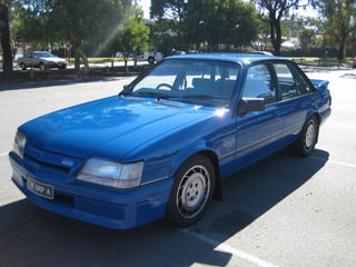 1985 VK Group A Commodore #430