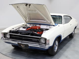 1973 Ford XA Falcon 500 Superbird - Polar White 