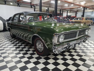 1971 XY Fairmont 302 V8