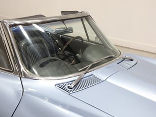 1964 Chevrolet Corvette C2 Sting Ray 327ci 'Fuelie' - Silver Blue Metallic