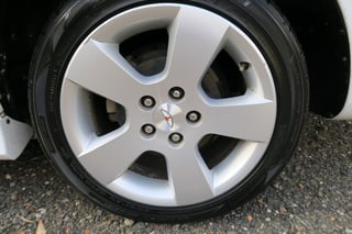 2001 AUII Tickford XR8 220kw