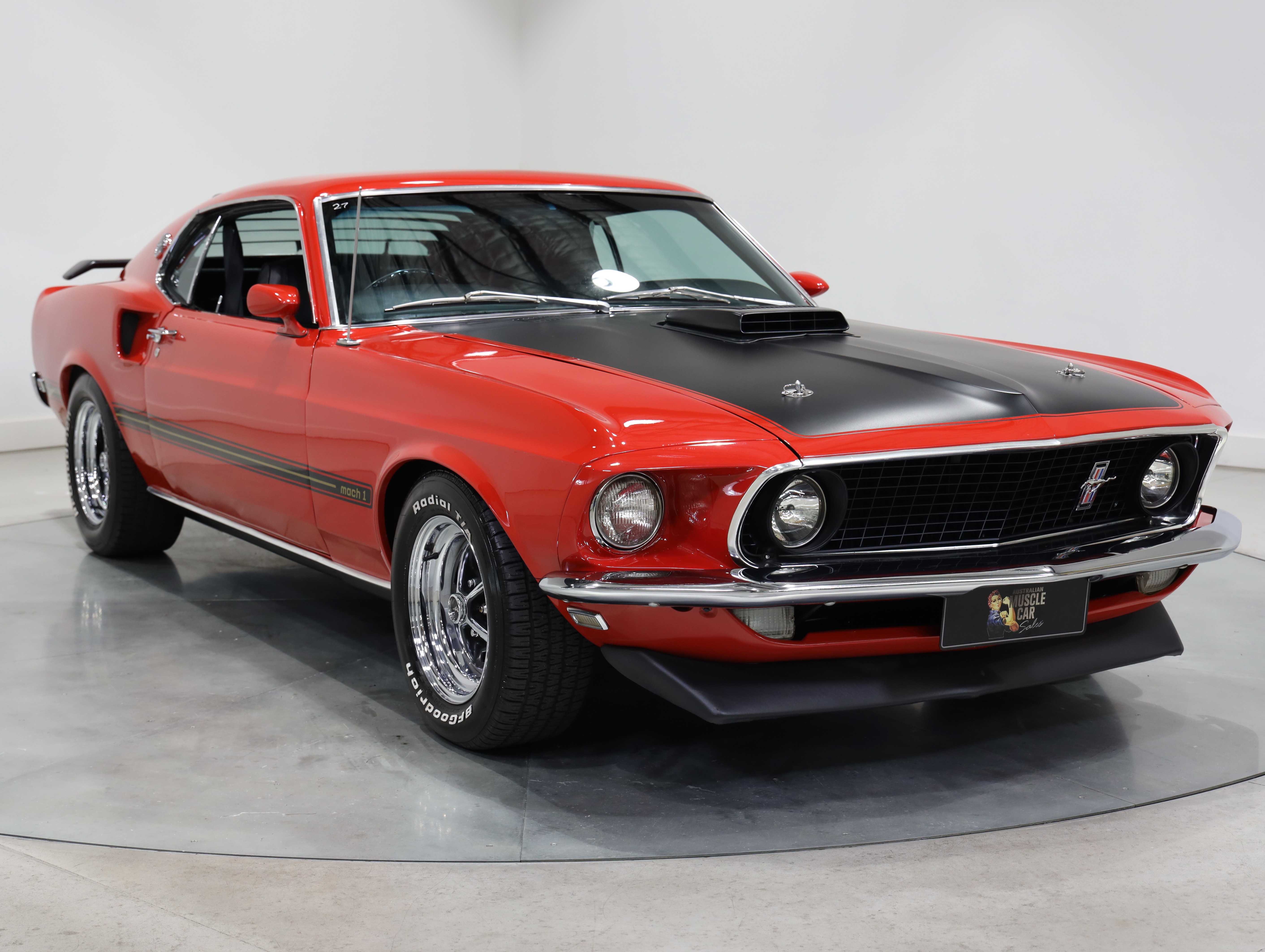 1969 Ford Mustang Mach 1 - Candy Apple Red 