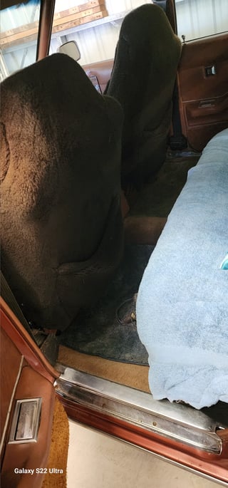 1978  Holden HZ Statesman DeVille 5.0L -Antelope Metallic