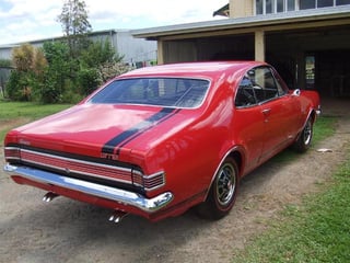 HK 327 Bathurst Monaro