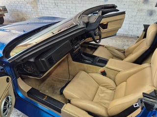 1986 Chevrolet Corvette C4 - 350ci V8 RHD