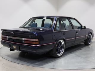 1988 HSV VL SV88 - Build No. 89 - Dorwood Blue Metallic