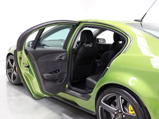 2016 HSV GTS W507 - Jungle Fever 3,218 km