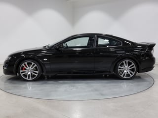 2004 HSV VZ Coupe 4 Build No. 059 - 8,161 km - Phantom Black