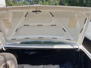 1982 VH SL/E Commodore