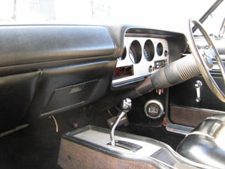 VH E55 Valiant Charger