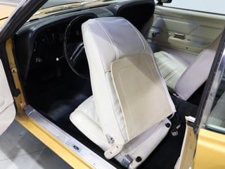 1970 Ford Mustang Convertible 302ci - Bright Gold 