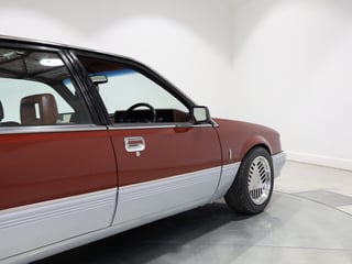 1985 Holden HDT VK Calais Director 333 Pack -  5.0 Litre V8