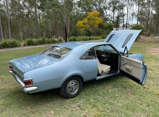 1971 HG GTS Monaro 308 V8 - 4 speed manual