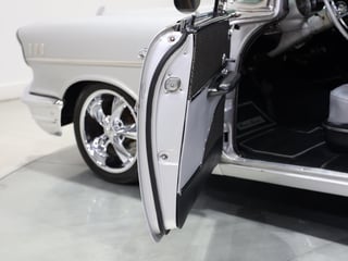 1957 Chevrolet Bel Air - Pillarless 2-Door Hardtop