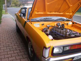 VH E49 Charger Replica