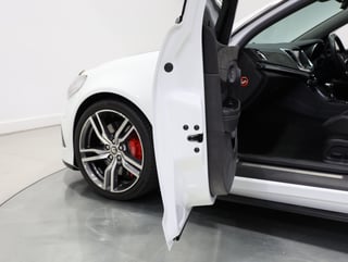 2016 HSV Clubsport R8 Tourer Build No 097 - Heron White …