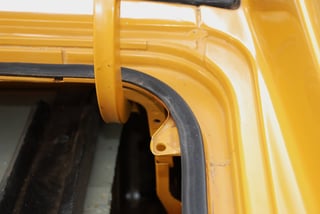 E38 RT Valiant Charger