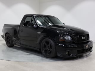 2004 Ford F-150 SVT Lightning RHD - Raven Black 