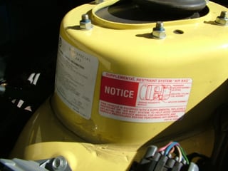 HSV GTS-R Commodore #61