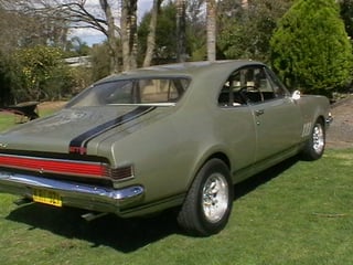 HK 327 Bathurst Monaro