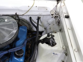 1971 Ford XY Fairmont 302 V8 - Ultra White