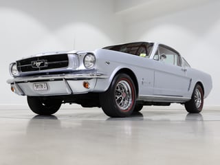 1965 Ford Mustang Fastback 2+2 - Silver Smoke Grey